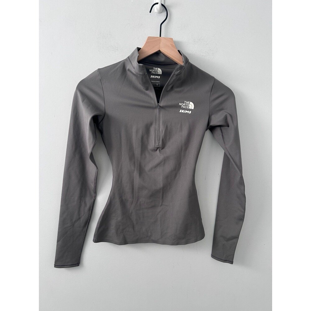 SKIMS x The North Face Refina Long Sleeve Top XS Gunmetal New without tags